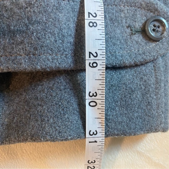 Lakeland Men's Classic Gray Wool Over Coat Sz 44 - Picture 14 of 14